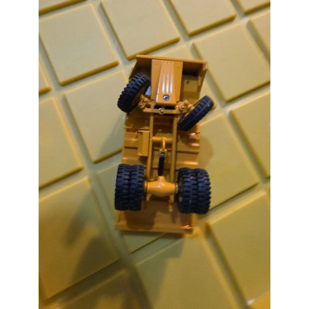Caterpillar Compact Dumpertruck 1/50‎ ( Vintage JOAL, CAT)
